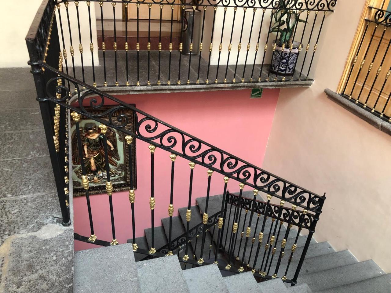 Elena Hotel 4*