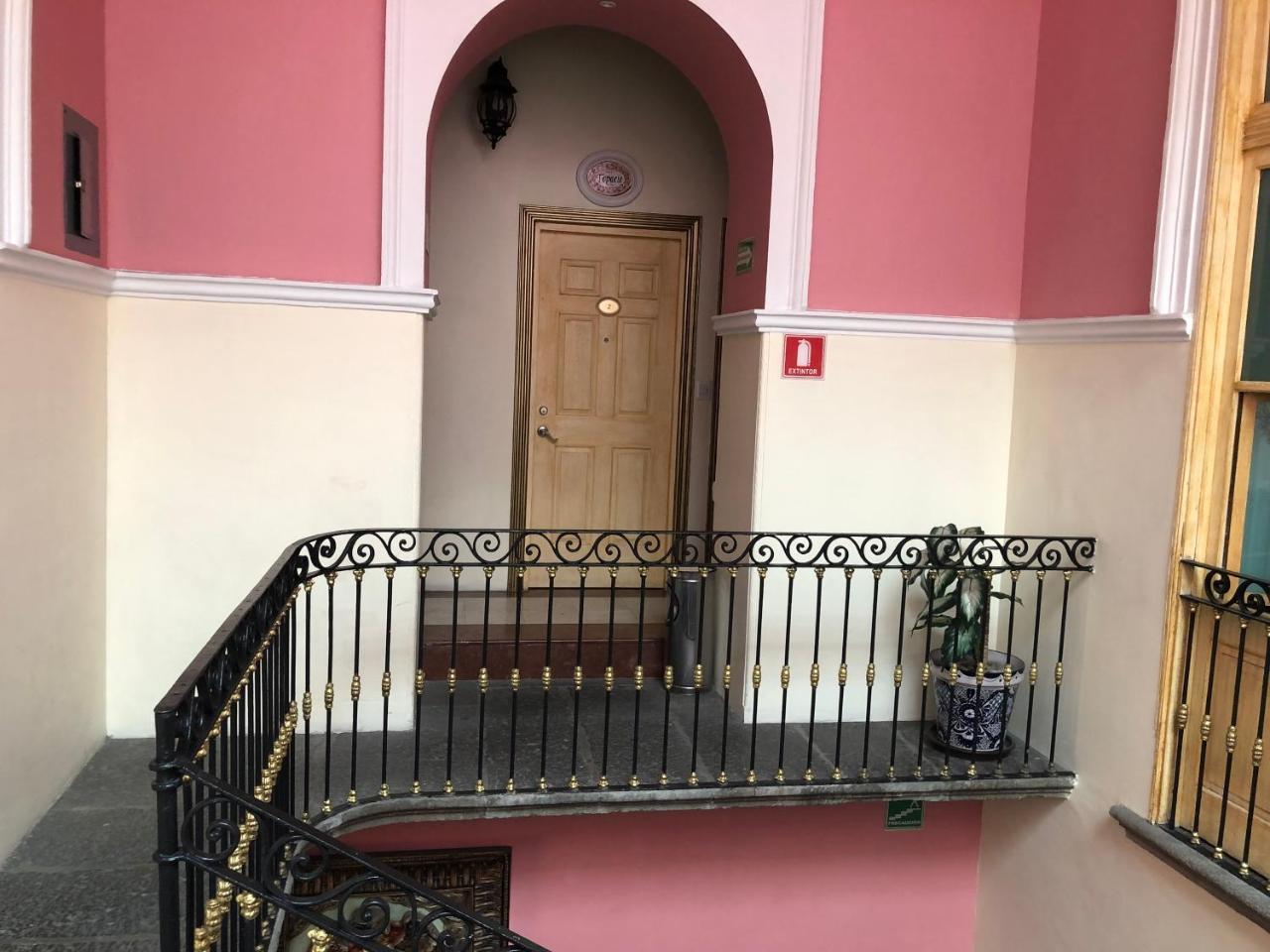 Elena 4* Heroica Puebla de Zaragoza